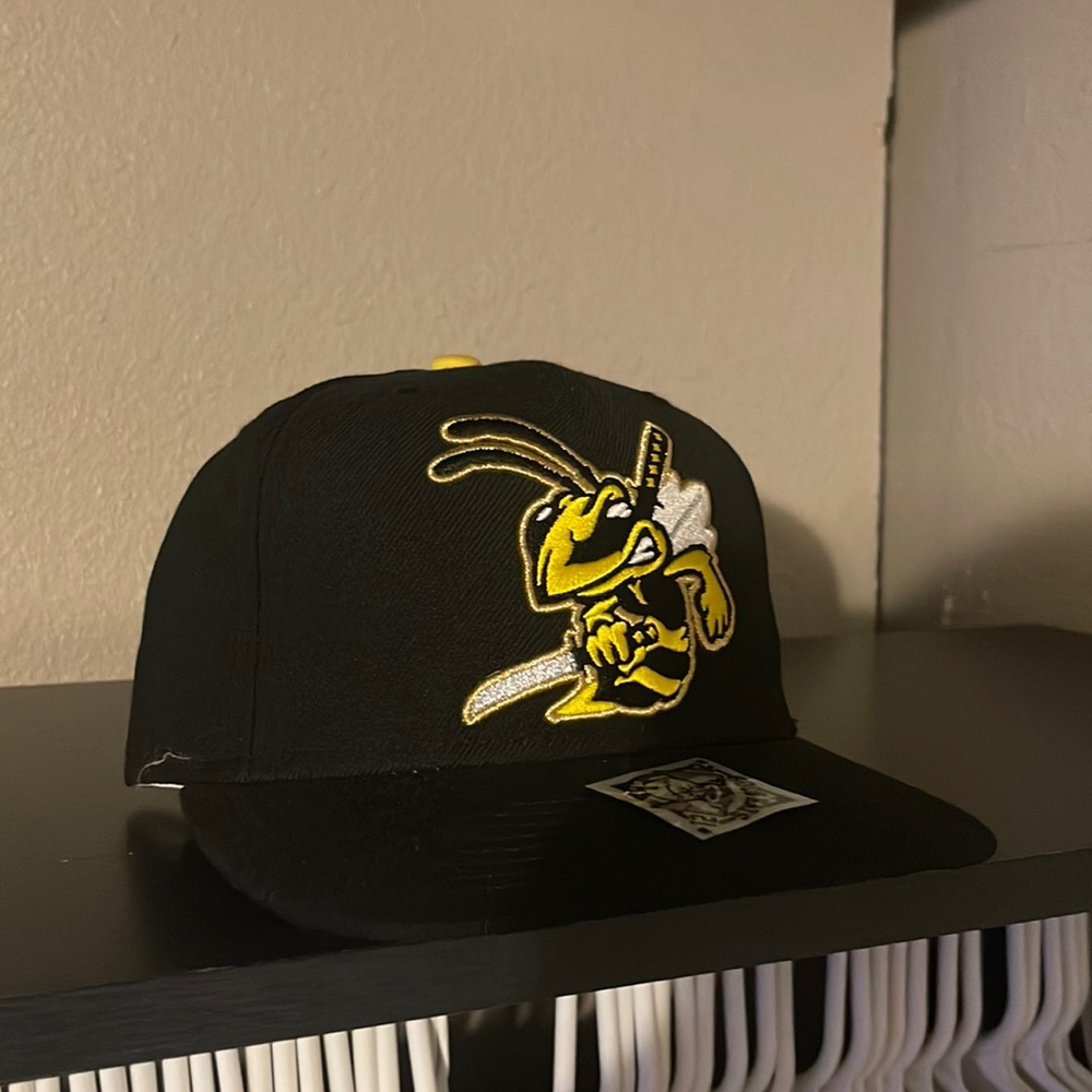 Yellow jacket, new era fitted hat